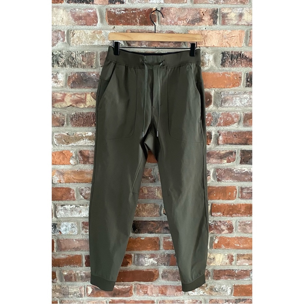 Lululemon Athletica ABC Jogger Pants in Warpstreme Olive Green Size Small